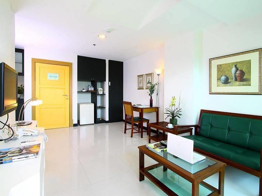 Laurel Suite Bangkok Ngoại thất bức ảnh